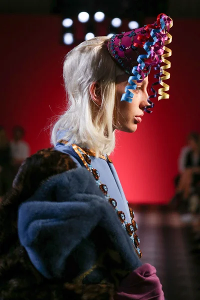 Look 20